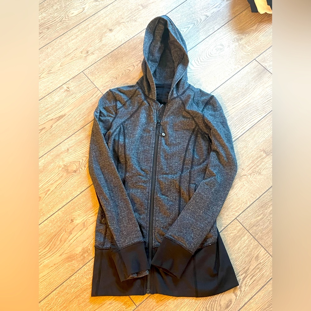 Lululemon Zip